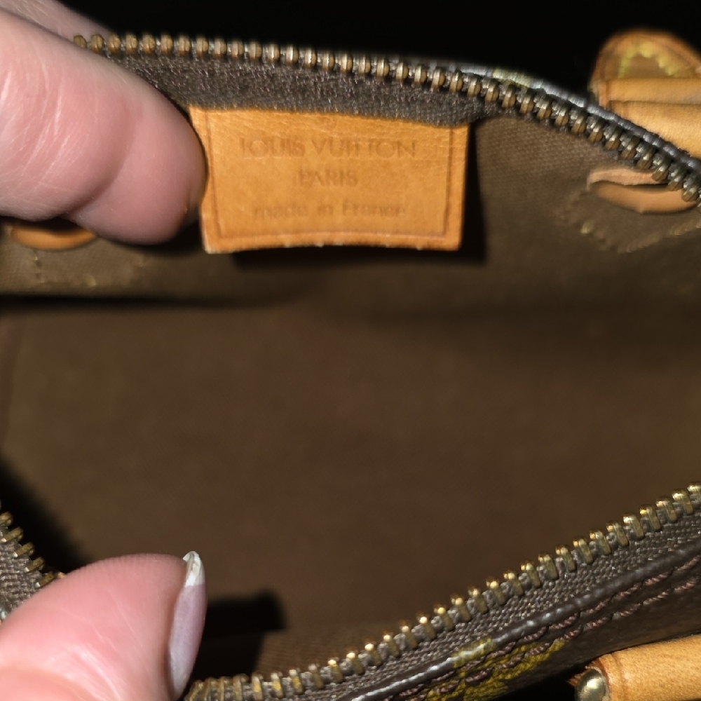 Nano Speedy Louis Vuitton Monogram Mini Bag - Picture 11 of 15
